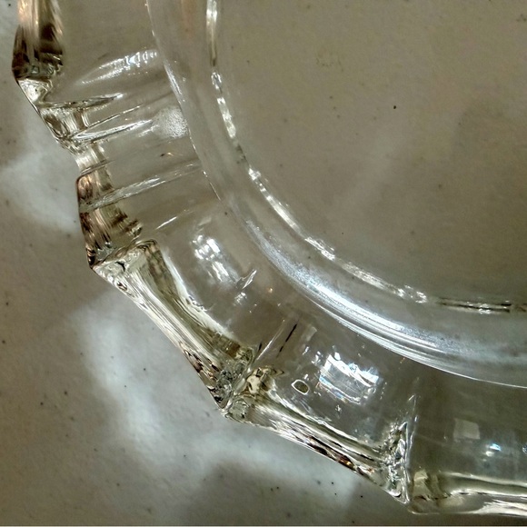 Vintage Heavy Clear Cut Glass Ashtray - MCM Scalloped Edge Decor - Picture 6 of 9